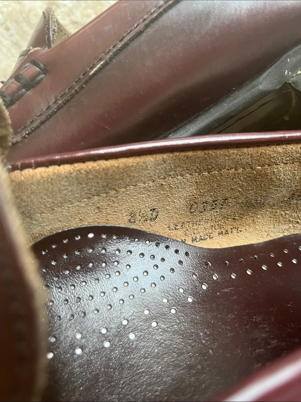 G. H. Bass Penny Loafers Oxblood Burgundy Leather Classics Size 8.5